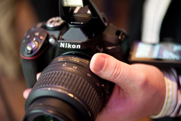 Nikon D5300 hands-on preview - new DSLR with Wi-Fi and GPS
