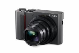 Panasonic LUMIX TZ200 | Hands-On First Look